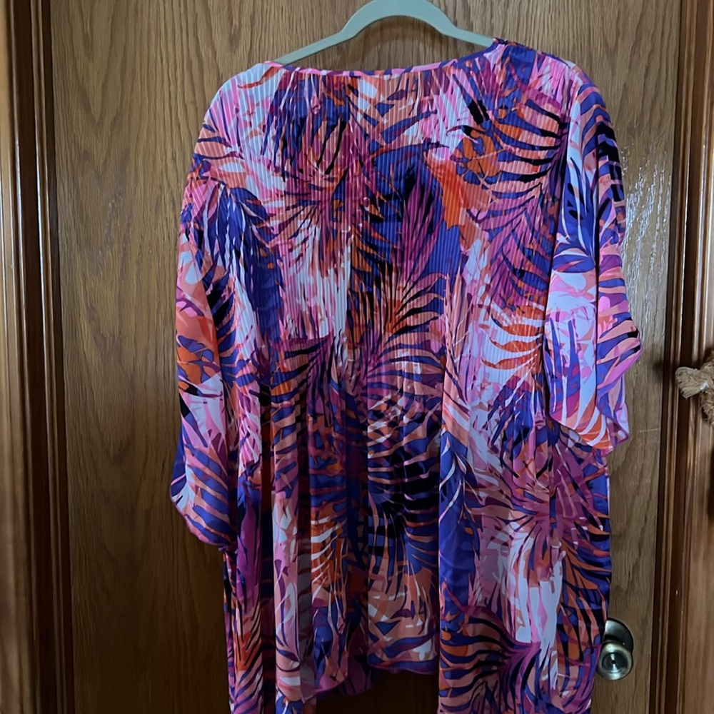 Blouse - Picture 3 of 3